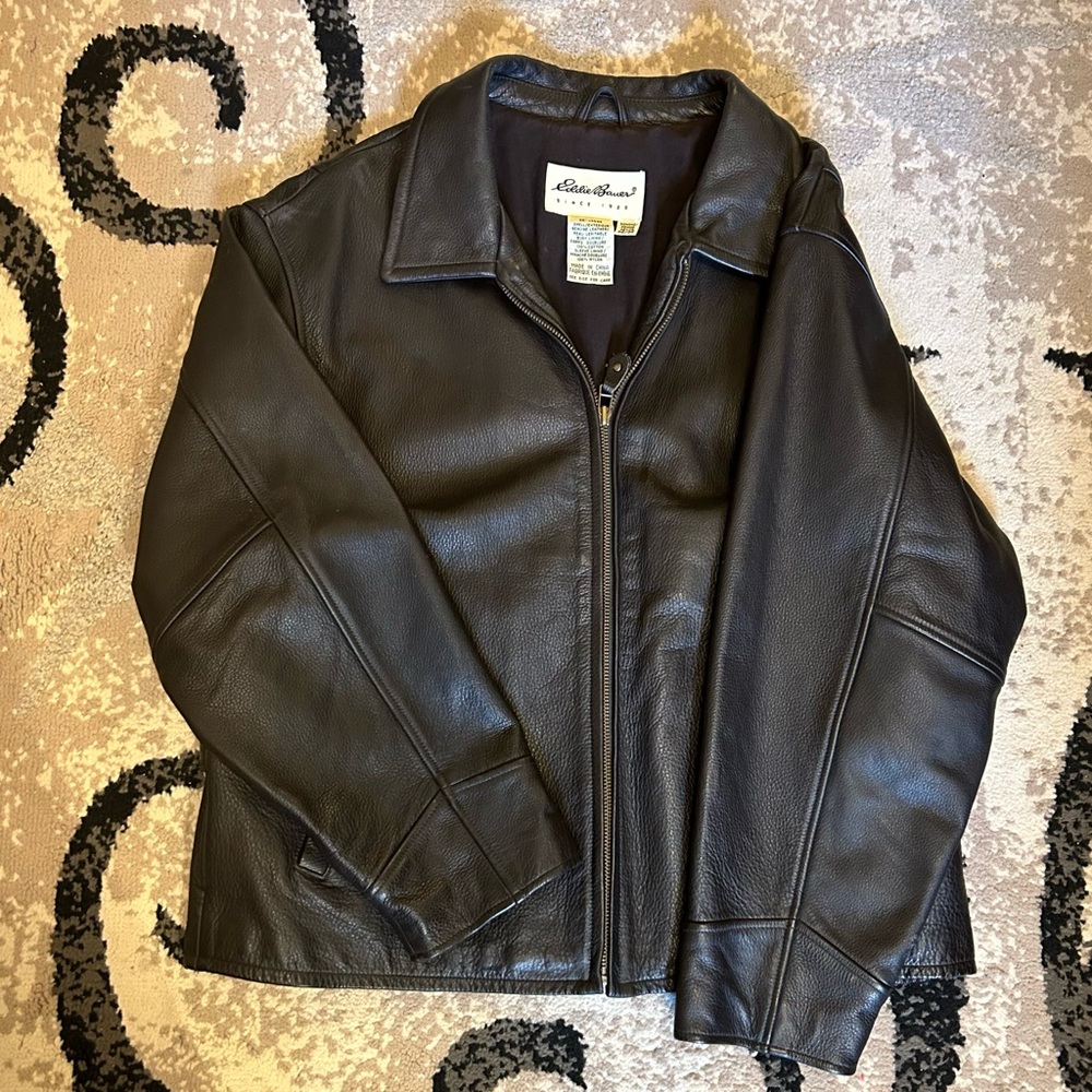 Eddie Bauer black genuine leather jacket women’s medium